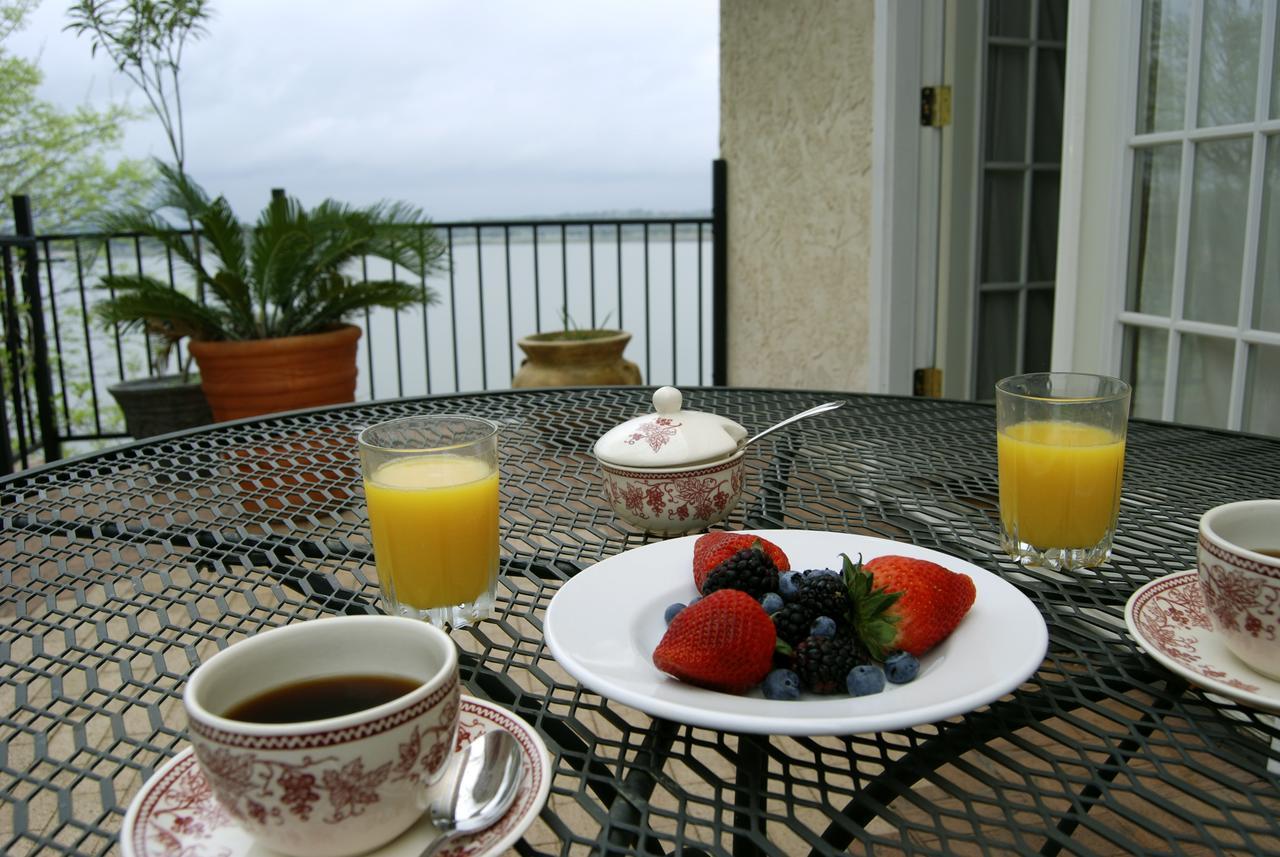 Lakehouse Bed And Breakfast Canyon Lake Exterior foto